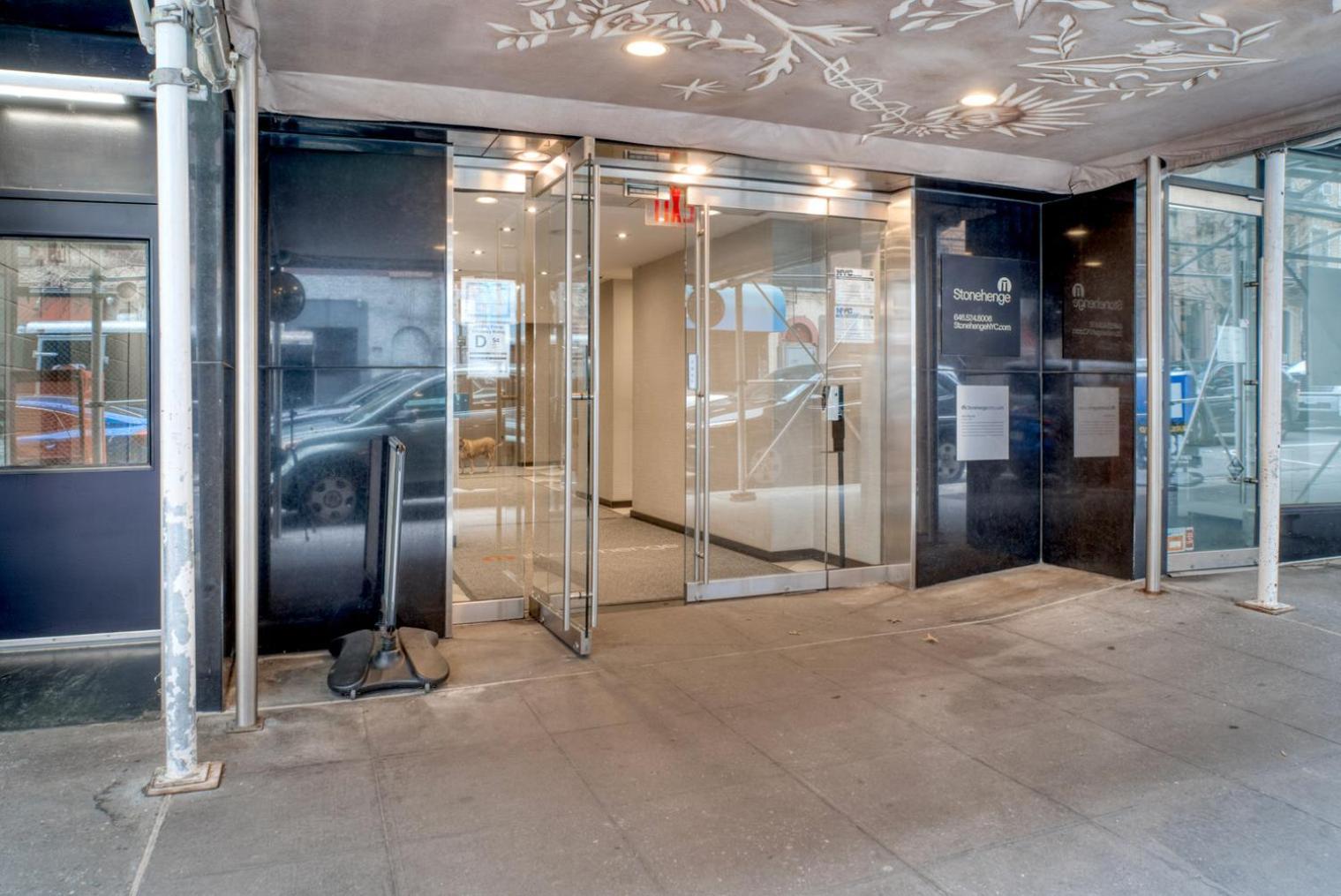 Lenox Hill 2br W Elevator Doorman Nr Art Nyc-1389